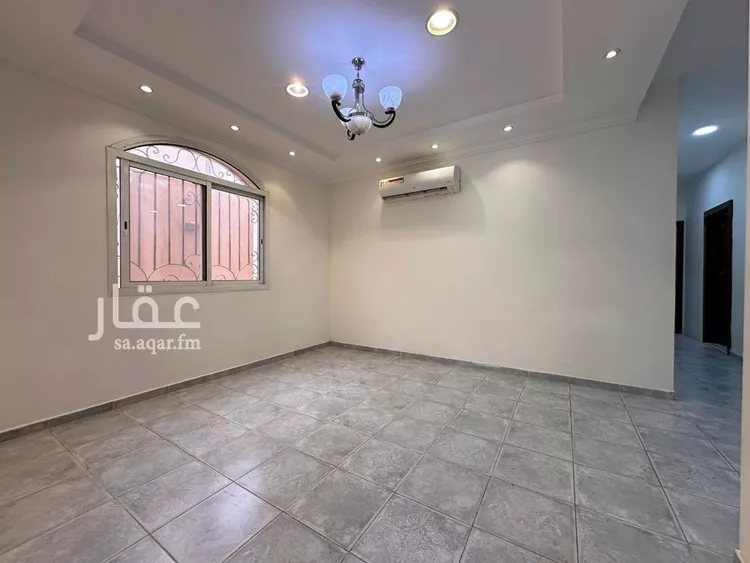 فيلا للإيجار في شارع ابن موفق الشافعي, حي النسيم الشرقي, مدينة الرياض, منطقة الرياض صورة 2