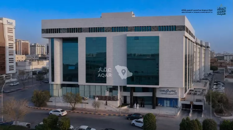 مكتب تجاري للإيجار في شارع الامير عبدالعزيز بن مساعد بن جلوي, حي المربع, مدينة الرياض, منطقة الرياض صورة 2