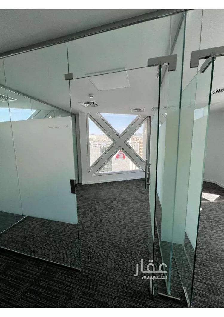 Commercial Office for Rent in Riyadh Al Olaya صورة 4