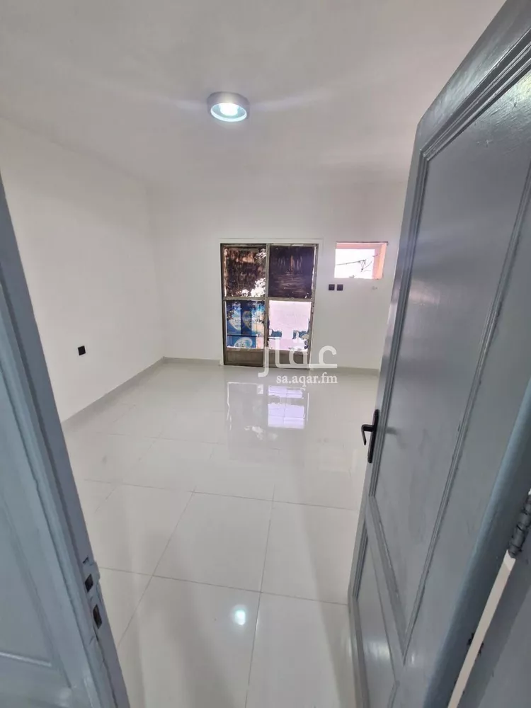 شقة للإيجار في شارع بدائع غمرة, حي المرقب, مدينة الرياض, منطقة الرياض 6