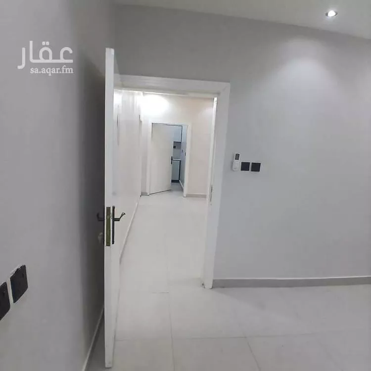 شقة للإيجار في شارع سليمان بن محمود, حي إشبيلية, مدينة الرياض, منطقة الرياض صورة 4