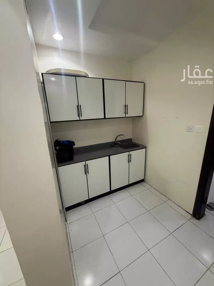 شقة للإيجار في شارع سفيان بن المهلب, حي الملك فيصل, مدينة الرياض, منطقة الرياض صورة 5