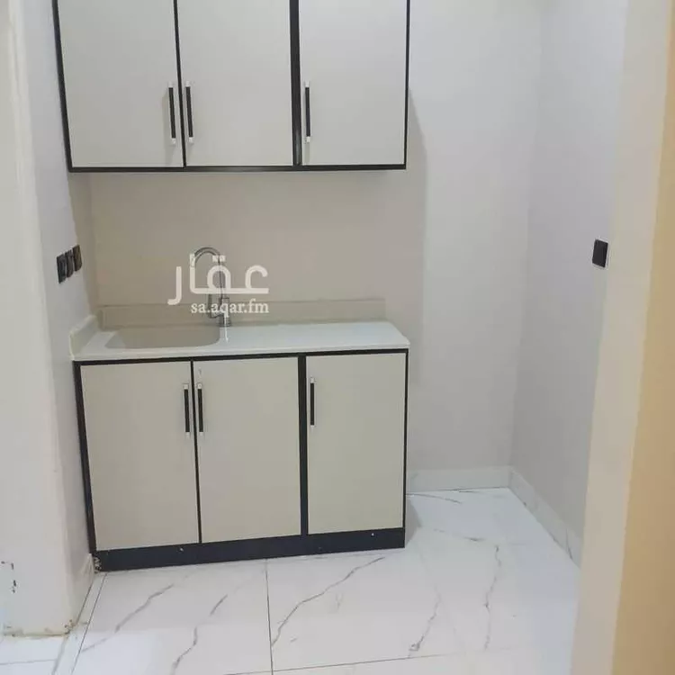 شقة للإيجار في شارع سليمان بن محمود, حي إشبيلية, مدينة الرياض, منطقة الرياض صورة 3