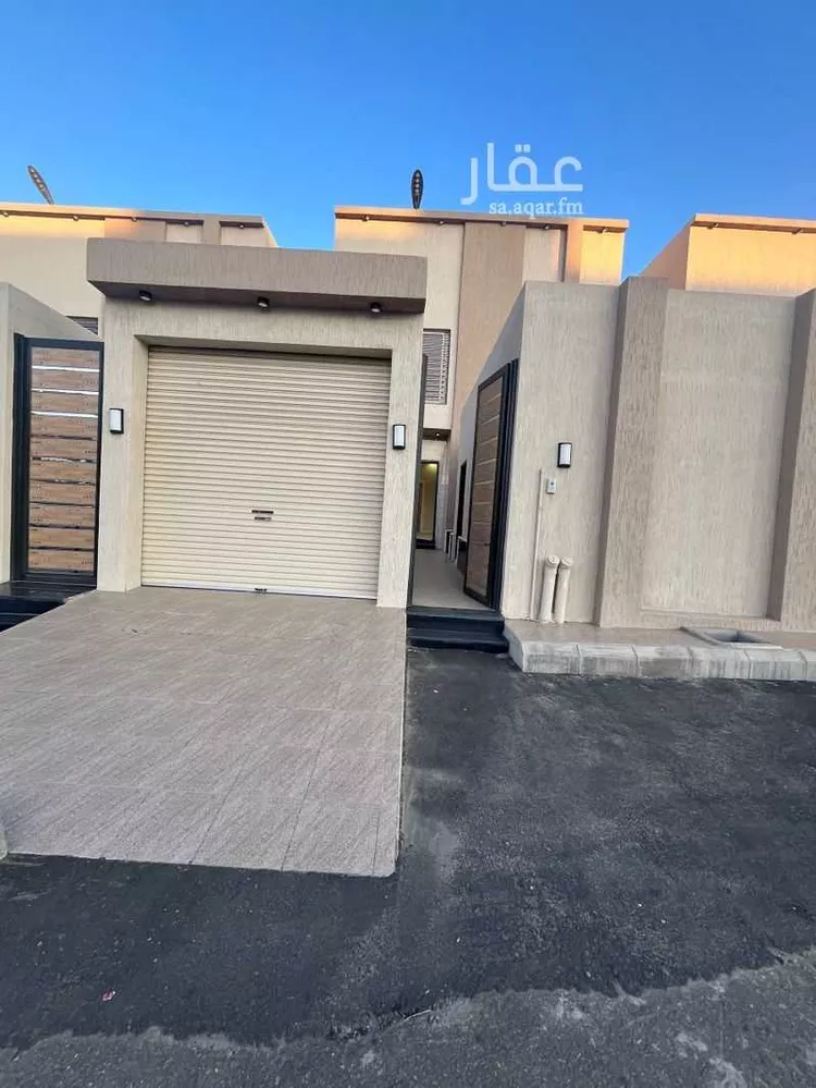 فيلا للبيع في شارع اويس الزاهد, حي الشرف, مدينة خميس مشيط, منطقة عسير