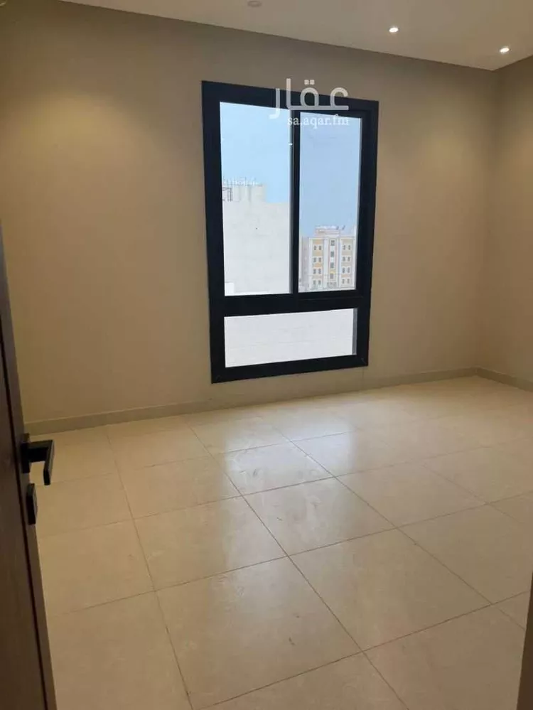 شقة للبيع في شارع شارع عبادة بن الصامت, حي المحمدية 2, مدينة جازان, منطقة جازان