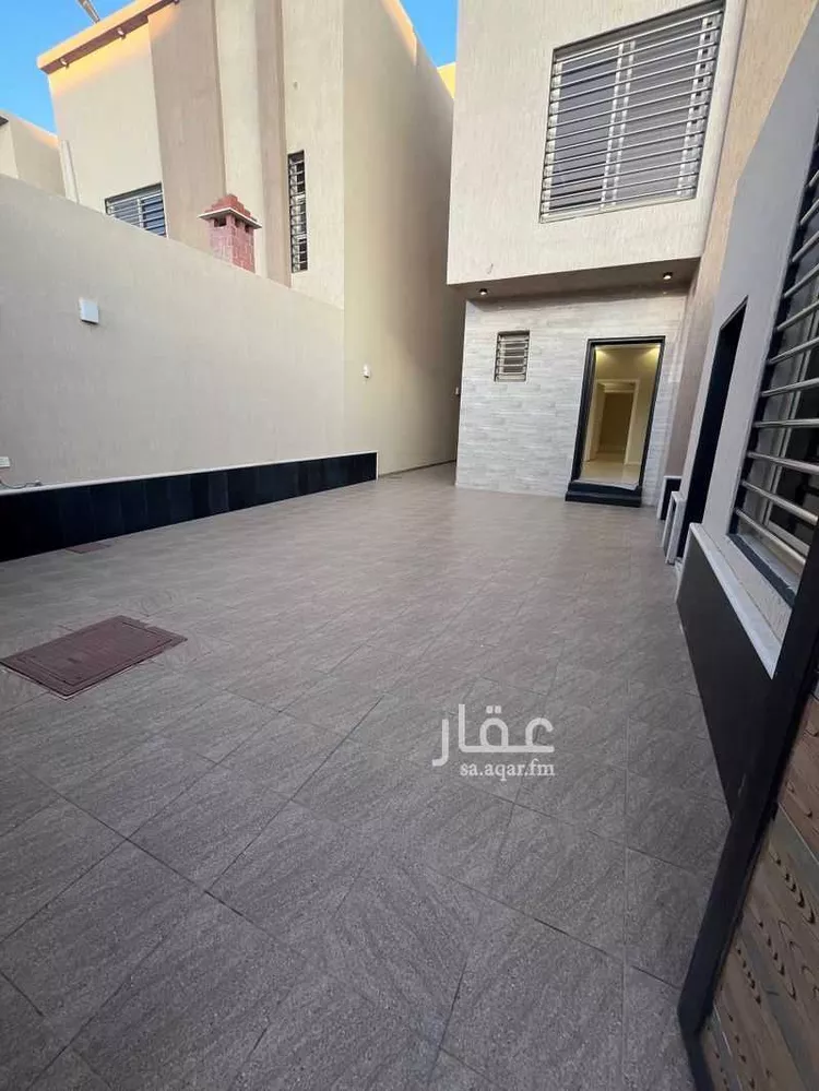 فيلا للبيع في شارع اويس الزاهد, حي الشرف, مدينة خميس مشيط, منطقة عسير صورة 4