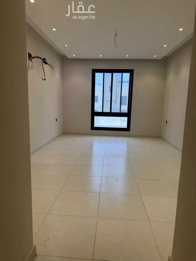 شقة للبيع في شارع شارع عبادة بن الصامت, حي المحمدية 2, مدينة جازان, منطقة جازان صورة 2