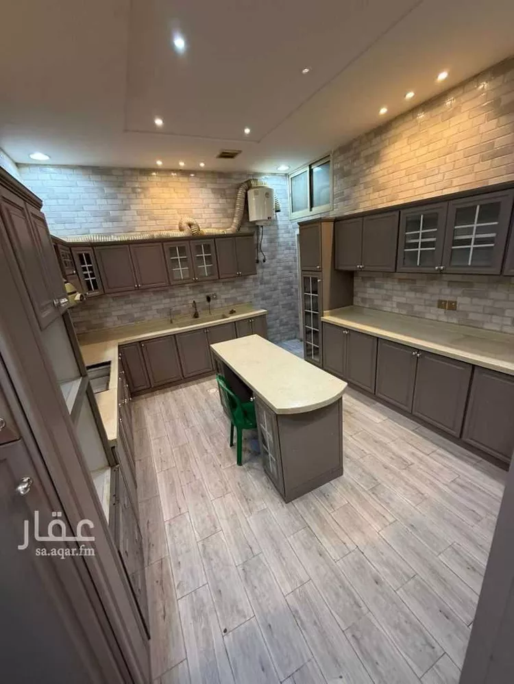 فيلا للإيجار في شارع أحمد بن هارون, حي الرمال, مدينة الرياض, منطقة الرياض