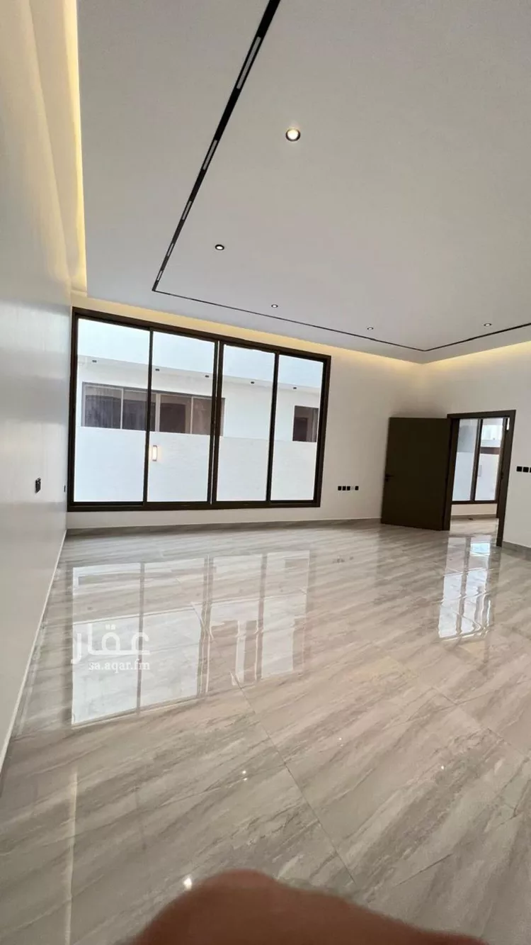 فيلا للإيجار في شارع ابن عمر الدقاق, حي المهدية, مدينة الرياض, منطقة الرياض صورة 3