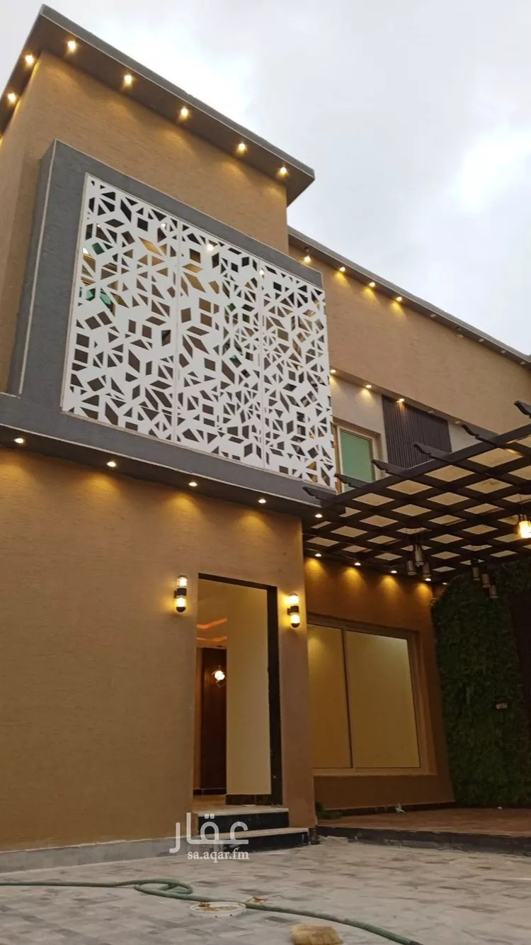 فيلا للإيجار في شارع حسين بن صديق دحلان, حي عكاظ, مدينة الرياض, منطقة الرياض صورة 2