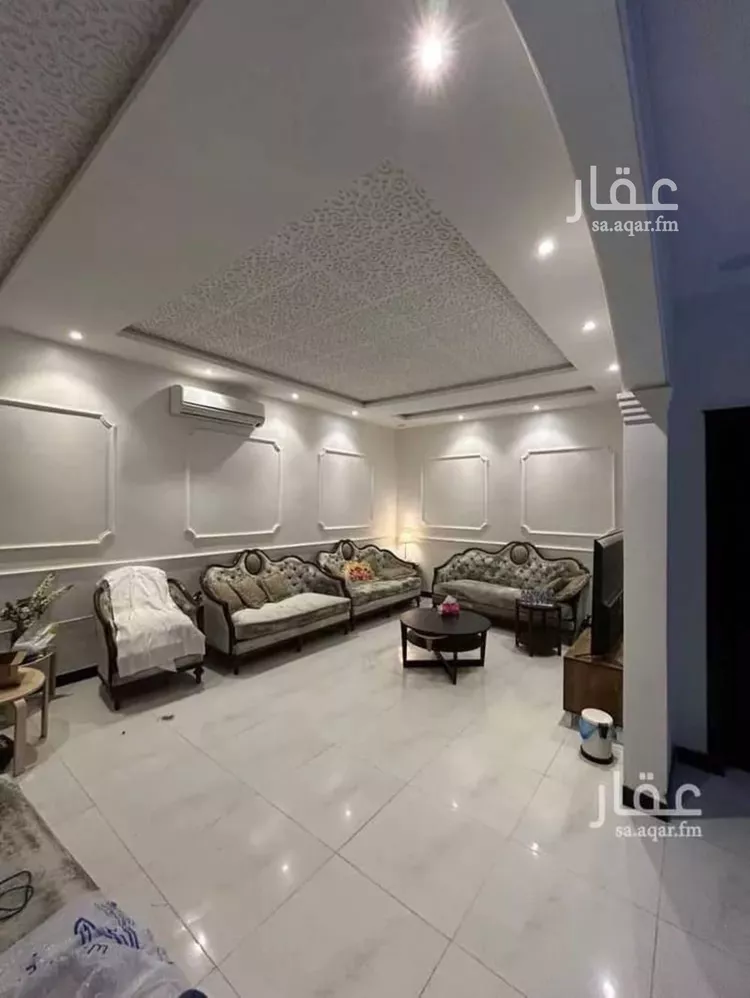 فيلا للإيجار في شارع علي بن سلامة اللخمي, حي بدر, مدينة الرياض, منطقة الرياض صورة 2