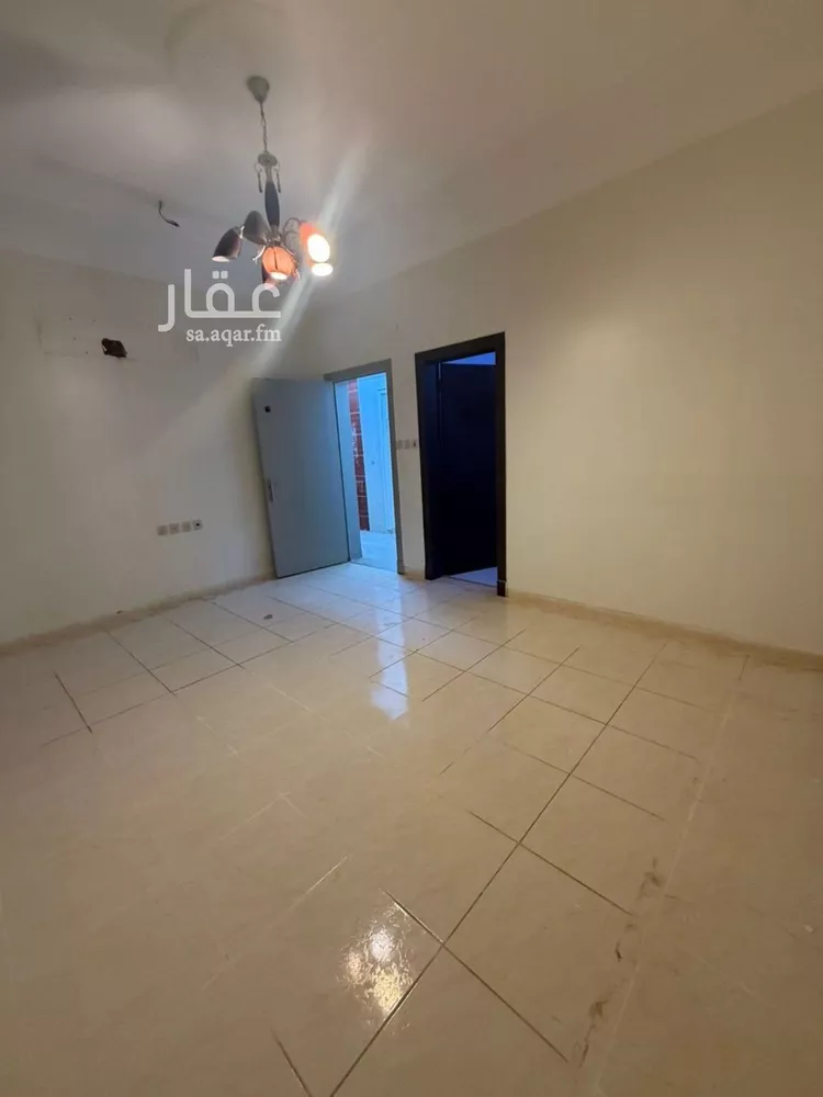 Floor for Rent in Riyadh Al Yarmouk