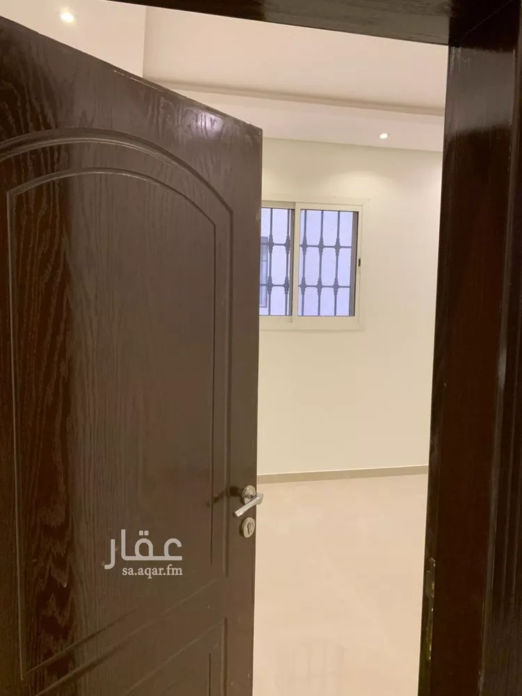 شقة للإيجار في شارع عبدالملك بن عباس, حي المهدية, مدينة الرياض, منطقة الرياض