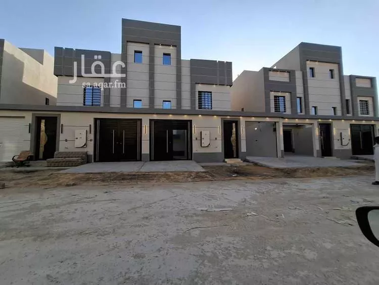 دور للبيع في شارع  مسلم, حي بدر, مدينة الرياض, منطقة الرياض