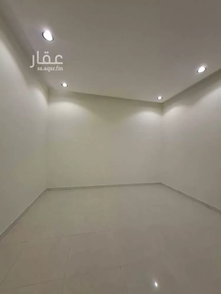 دور للبيع في شارع أبي عمر الجرمي, حي بدر, مدينة الرياض, منطقة الرياض صورة 4