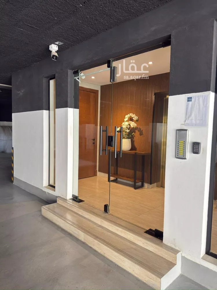 شقة للإيجار في شارع عنيزة, حي الثقبة, مدينة الخبر, المنطقة الشرقية صورة 2