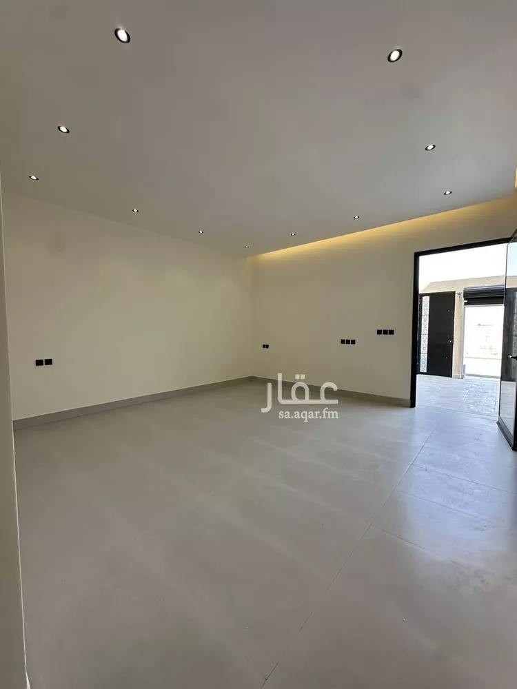 دور للبيع في شارع خريص, حي الجنادرية, مدينة الرياض, منطقة الرياض صورة 4