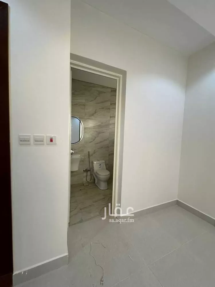 دور للبيع في شارع الشيخ عبدالله عبدالعزيزالخضيري, حي السويدي الغربي, مدينة الرياض, منطقة الرياض صورة 4