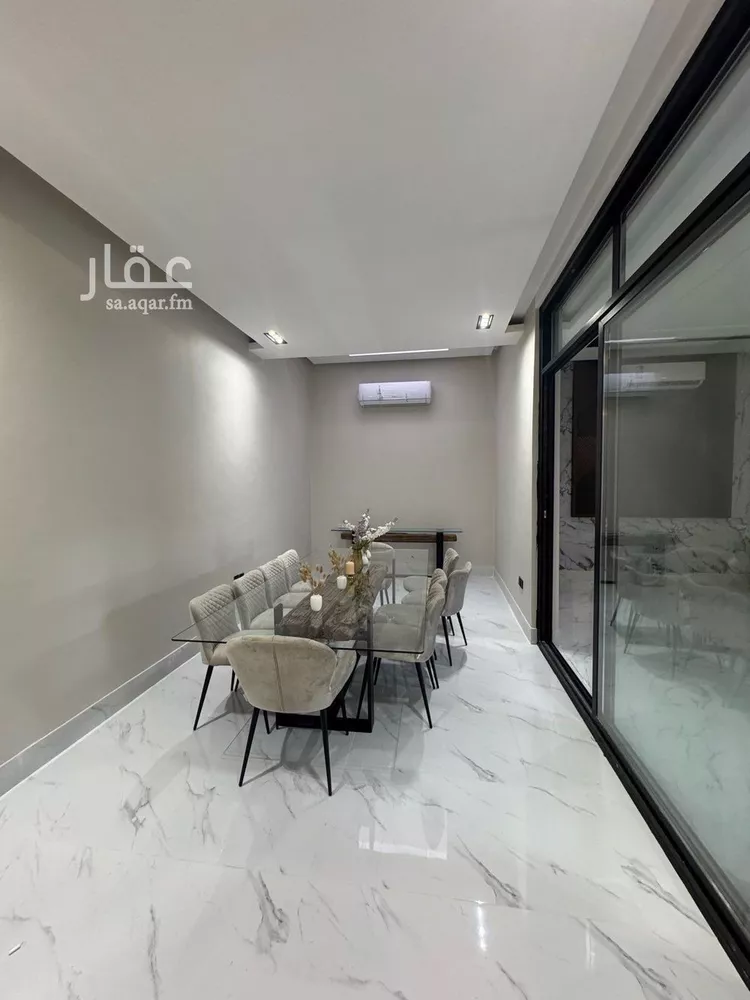 فيلا للبيع في شارع خوارزم, حي عكاظ, مدينة الرياض, منطقة الرياض صورة 4