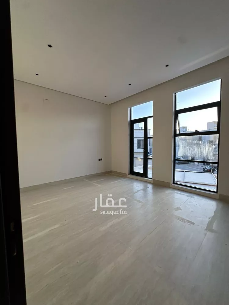 فيلا للبيع في شارع يحيى بن جزلة, حي الرمال, مدينة الرياض, منطقة الرياض صورة 5