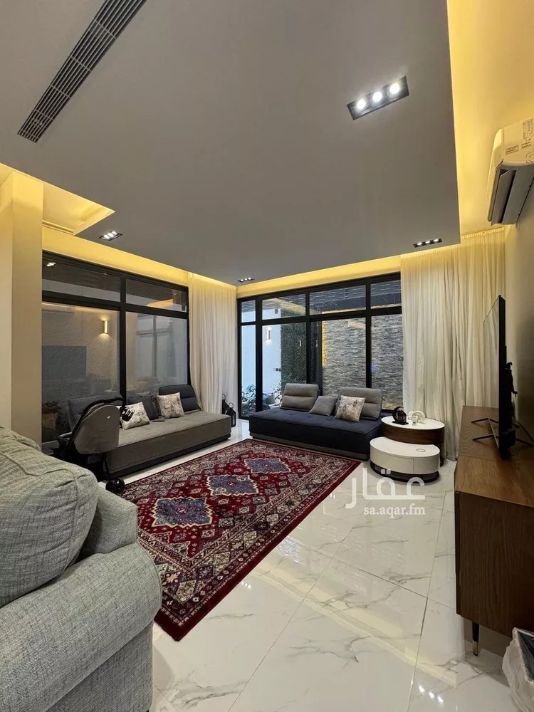 فيلا للبيع في شارع خوارزم, حي عكاظ, مدينة الرياض, منطقة الرياض صورة 5