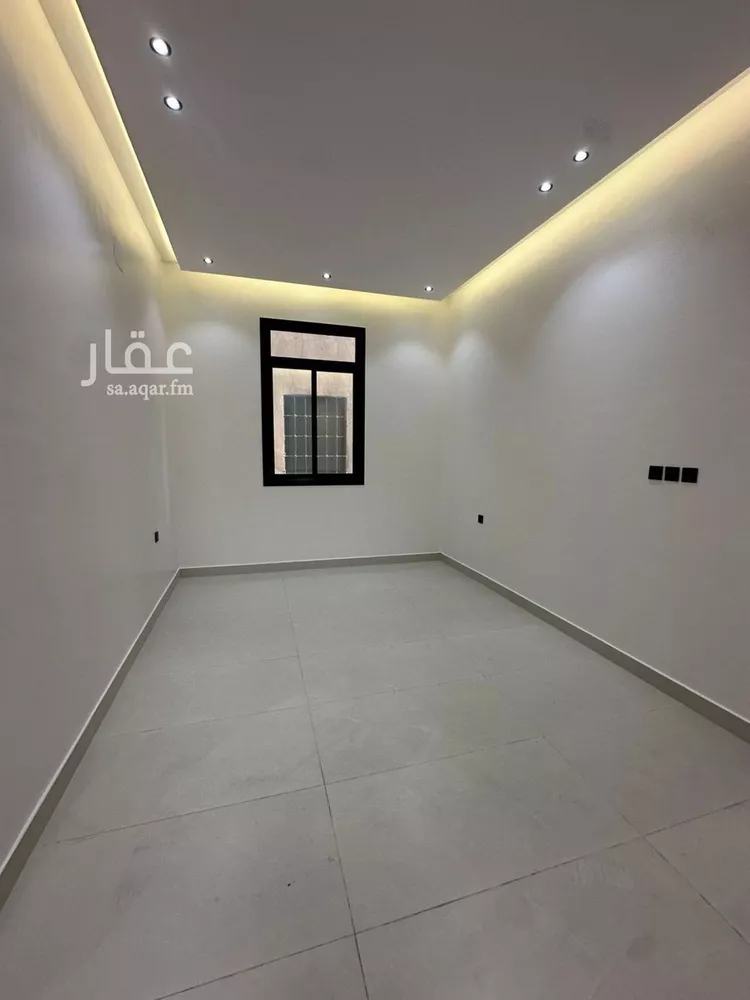 فيلا للبيع في شارع يحيى بن جزلة, حي الرمال, مدينة الرياض, منطقة الرياض صورة 3