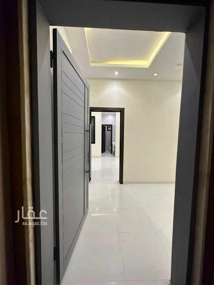 فيلا للبيع في شارع جبل العين, حي ظهرة لبن, مدينة الرياض, منطقة الرياض صورة 4