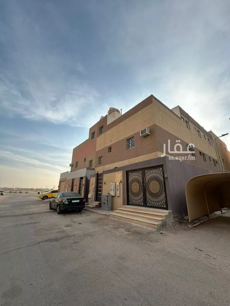 فيلا للبيع في شارع صالح الطاسان, حي العوالي, مدينة الرياض, منطقة الرياض صورة 2