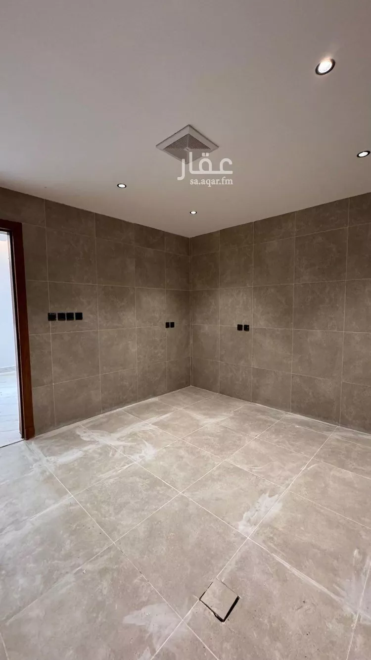فيلا للبيع في شارع عبدالرحمن بن داود, حي الرمال, مدينة الرياض, منطقة الرياض صورة 5