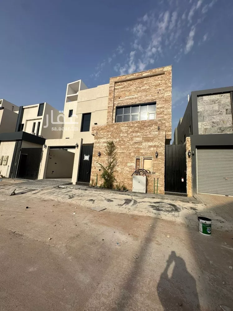 فيلا للبيع في شارع يحيى بن جزلة, حي الرمال, مدينة الرياض, منطقة الرياض