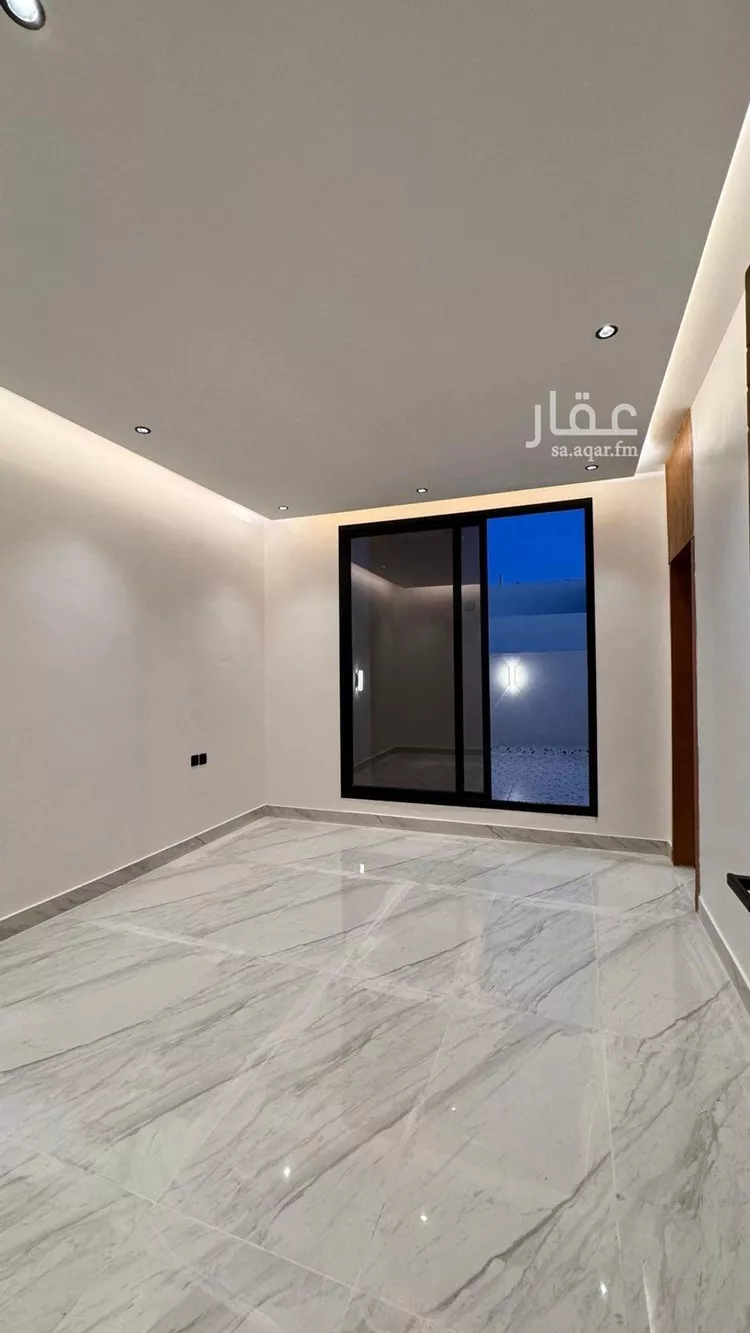 فيلا للبيع في شارع عبدالرحمن بن داود, حي الرمال, مدينة الرياض, منطقة الرياض صورة 2