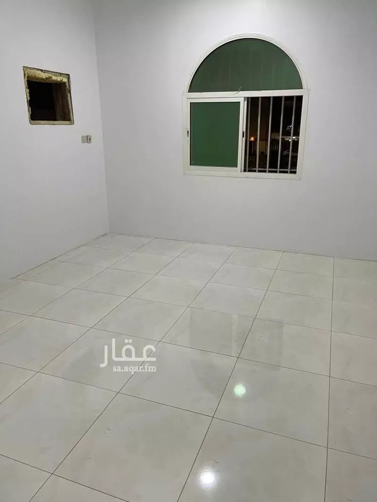عمارة للإيجار في شارع الامير طلال, حي مشرفة, مدينة الاحساء, المنطقة الشرقية صورة 2