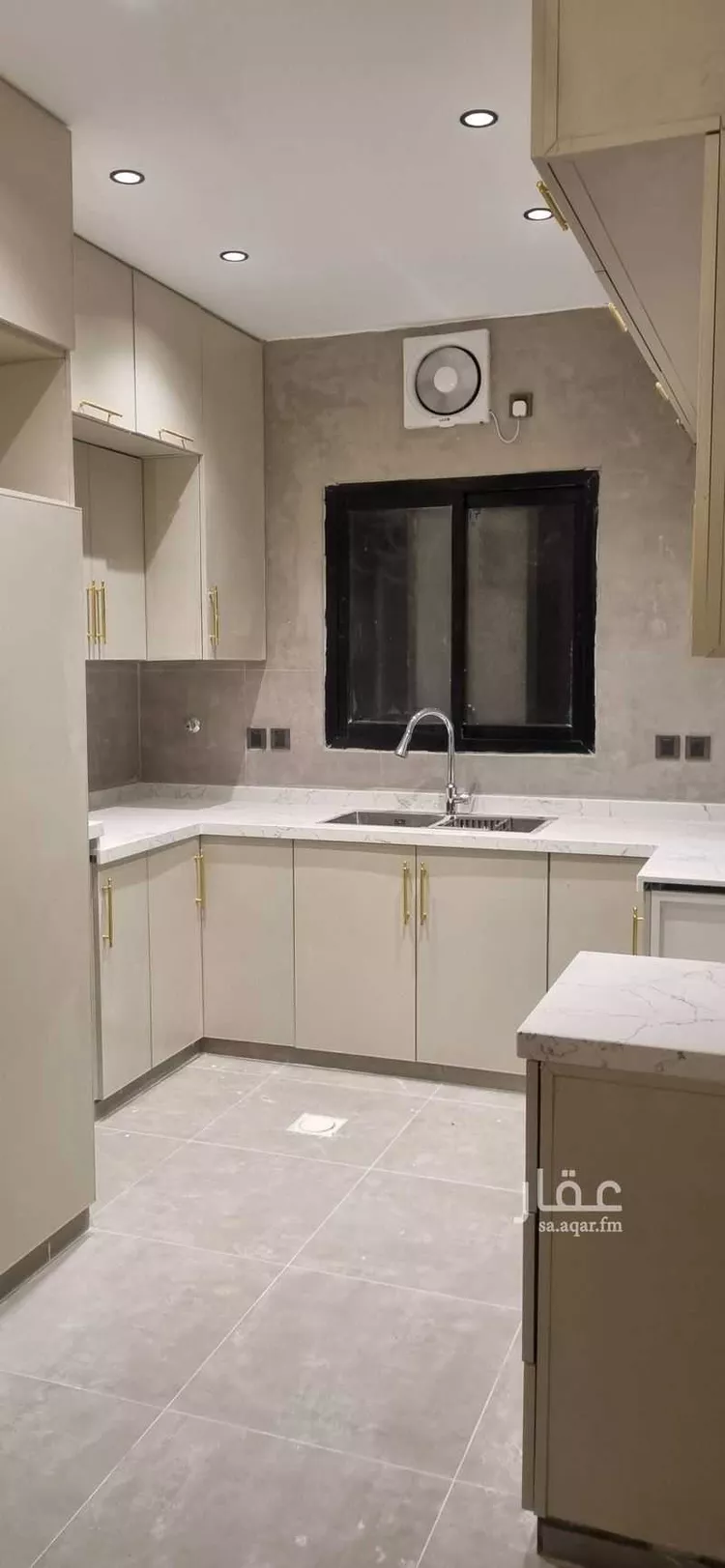 شقة للإيجار في شارع 5793450, حي الزاوية, مدينة خميس مشيط, منطقة عسير
