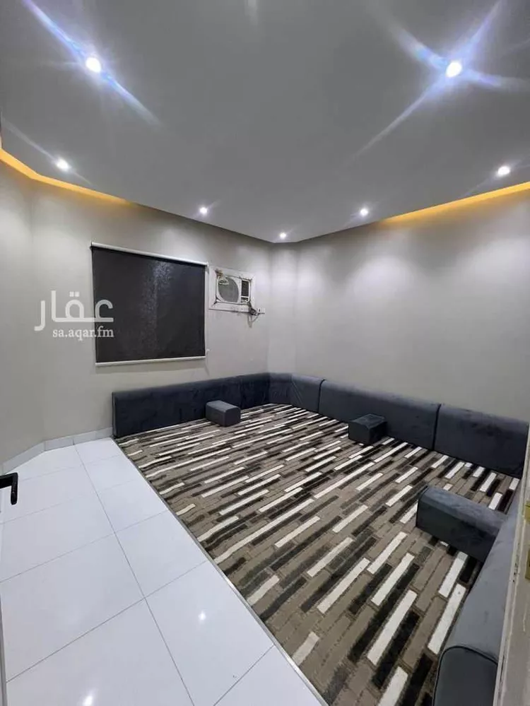 شقة للإيجار في حي ، شارع عبادة بن الصامت ، حي النايفية ، حفر الباطن ، حفر الباطن