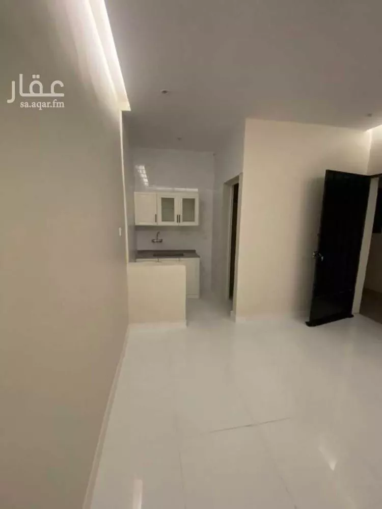 شقة للإيجار في شارع عبادى ابن الصامت, حي النايفية, مدينة حفر الباطن, المنطقة الشرقية صورة 2