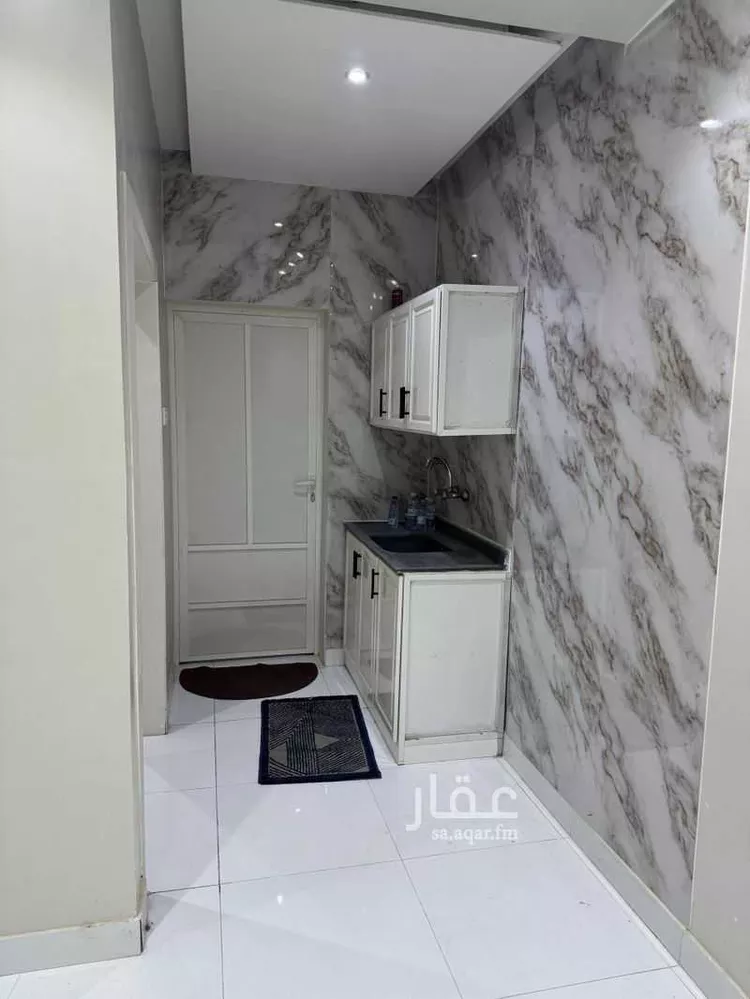 شقة للإيجار في شارع عبادى ابن الصامت, حي النايفية, مدينة حفر الباطن, المنطقة الشرقية صورة 3