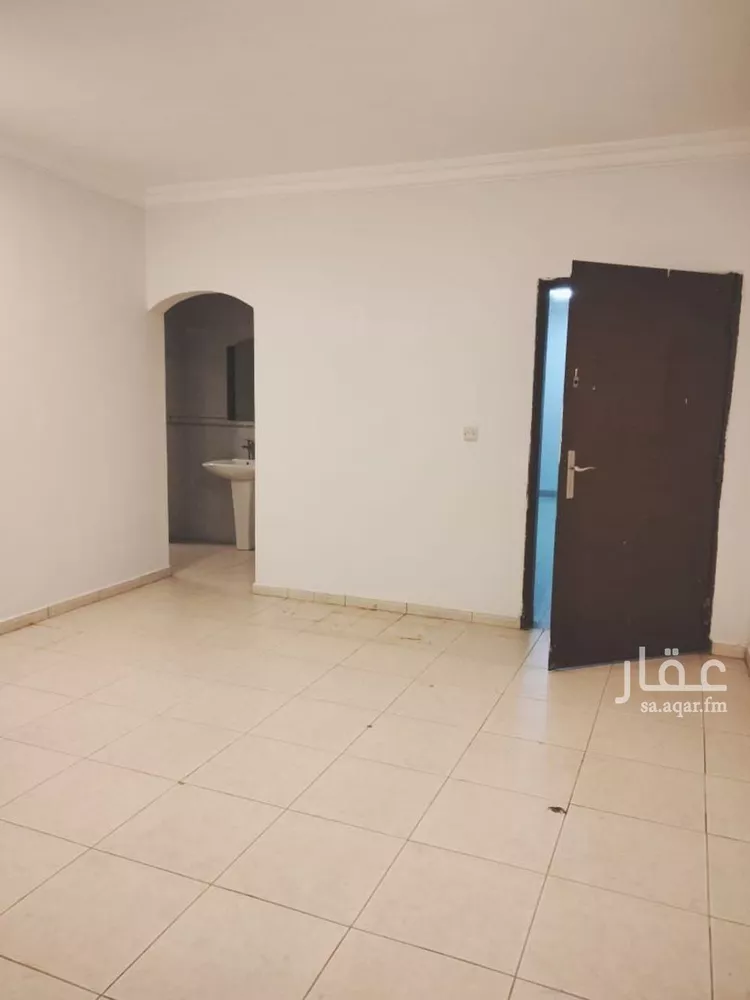 شقة للإيجار في شارع يوسف بن الطفيل, حي البطحاء, مدينة الرياض, منطقة الرياض