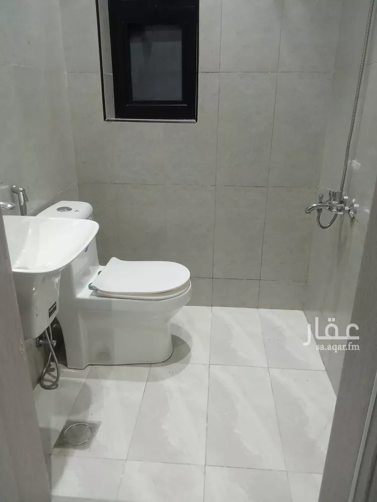 شقة للإيجار في شارع رقم 11, حي العزيزية, مدينة الرياض, منطقة الرياض صورة 2