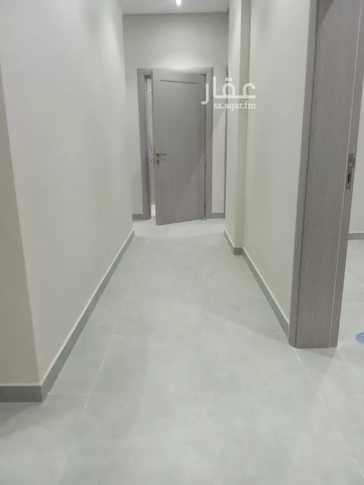 عمارة للإيجار في شارع محمد رشيد رضا, حي العزيزية, مدينة الرياض, منطقة الرياض صورة 5