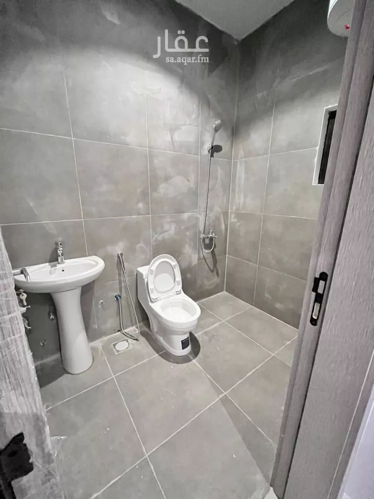 شقة للإيجار في شارع أبي الربيع السعدي, حي العزيزية, مدينة الرياض, منطقة الرياض صورة 2