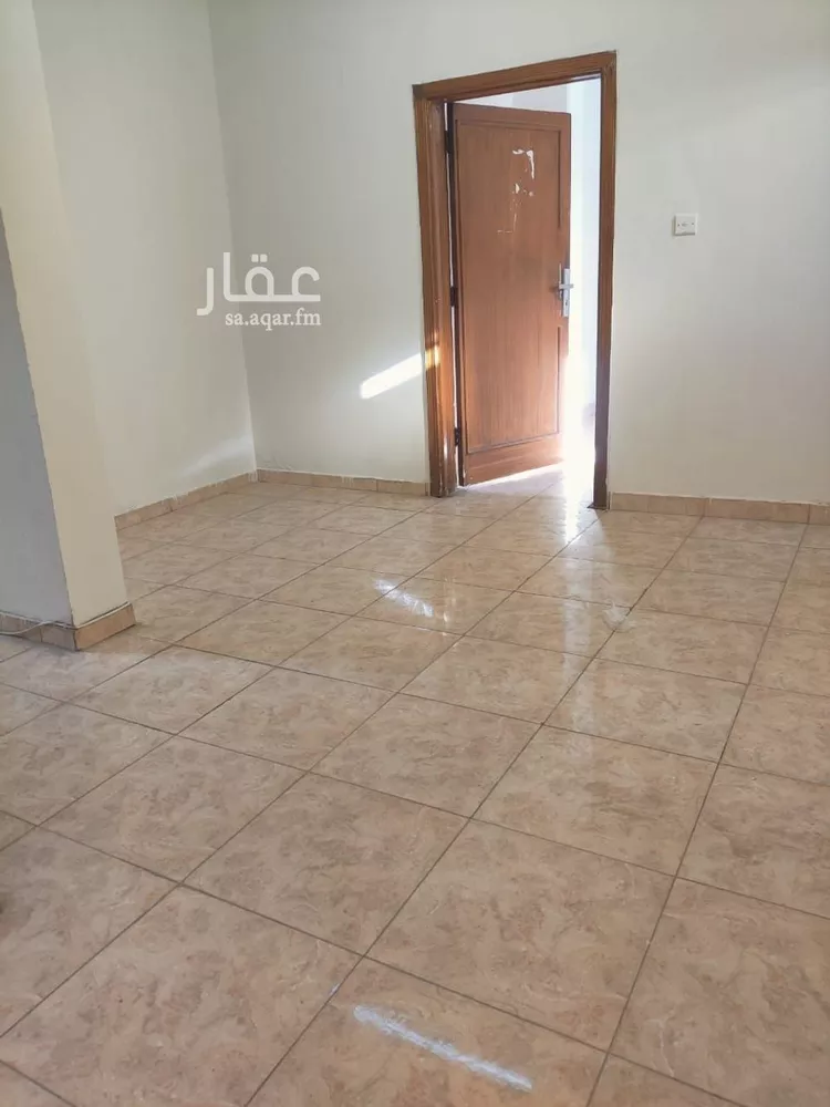 شقة للإيجار في شارع أيمن الحبشي, حي الملز, مدينة الرياض, منطقة الرياض