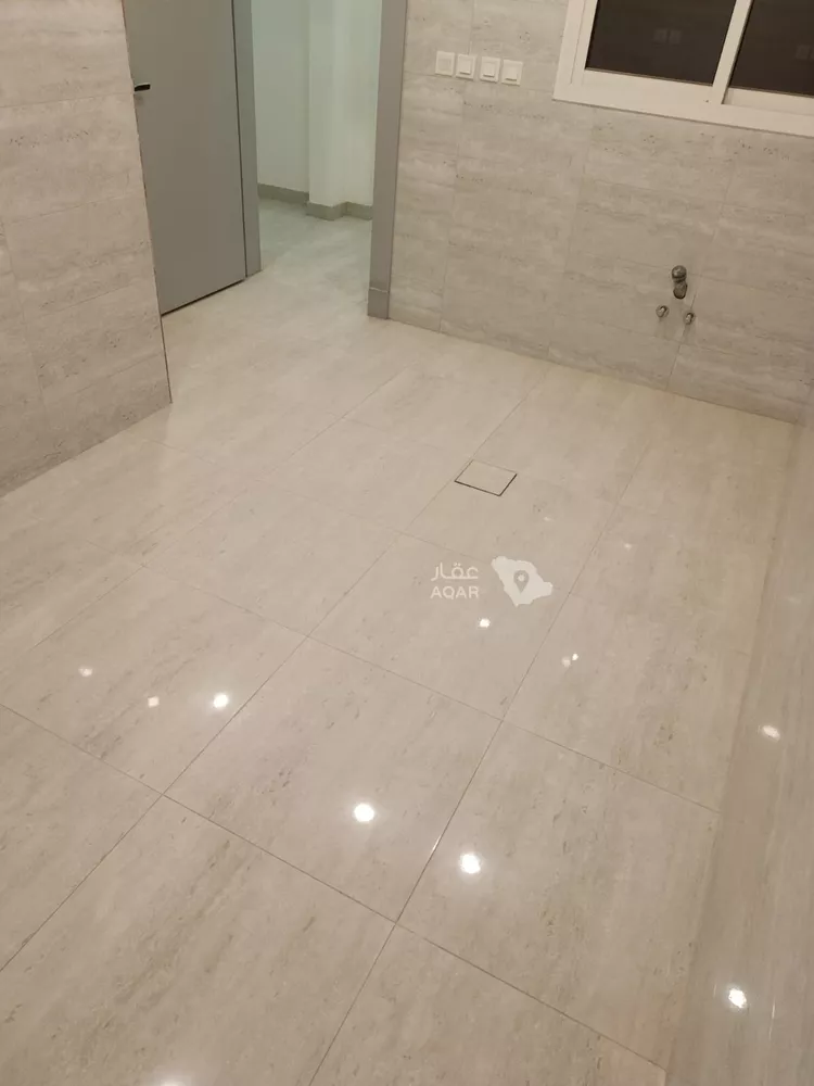 شقة للإيجار في شارع أبي الحسن الأنباري, حي العزيزية, مدينة الرياض, منطقة الرياض 9