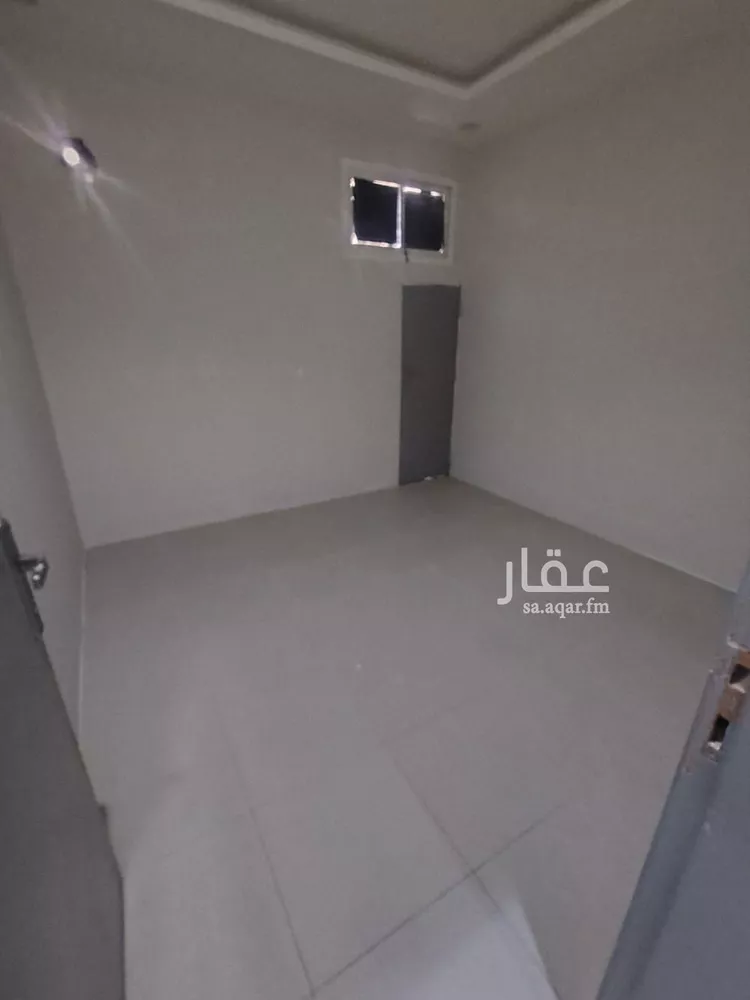 شقة للإيجار في شارع صلاح الدين الأيوبي, حي الملز, مدينة الرياض, منطقة الرياض صورة 2