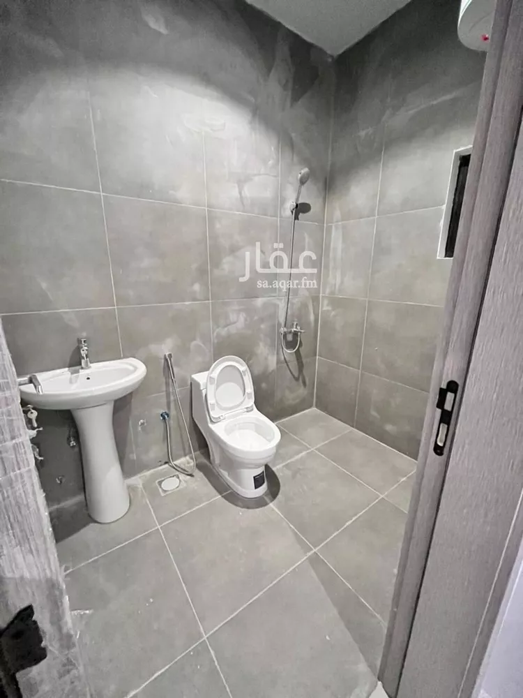 شقة للإيجار في شارع وادي الجزيرة, حي العزيزية, مدينة الرياض, منطقة الرياض صورة 4