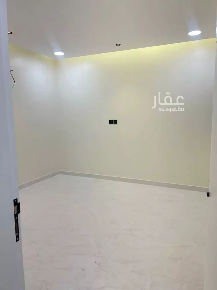 شقة للبيع في شارع محمود بن الفضل, حي بدر, مدينة الدمام, المنطقة الشرقية صورة 2