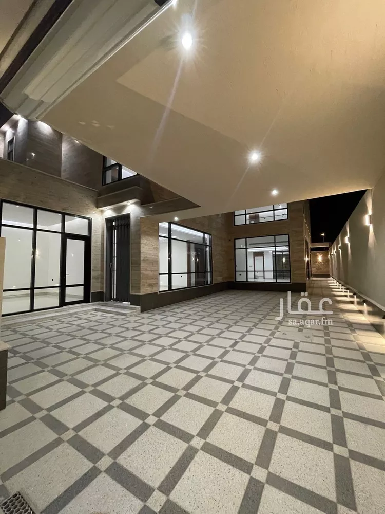 فيلا للبيع في شارع ابن صدقة الغرافي, حي المهدية, مدينة الرياض, منطقة الرياض صورة 2