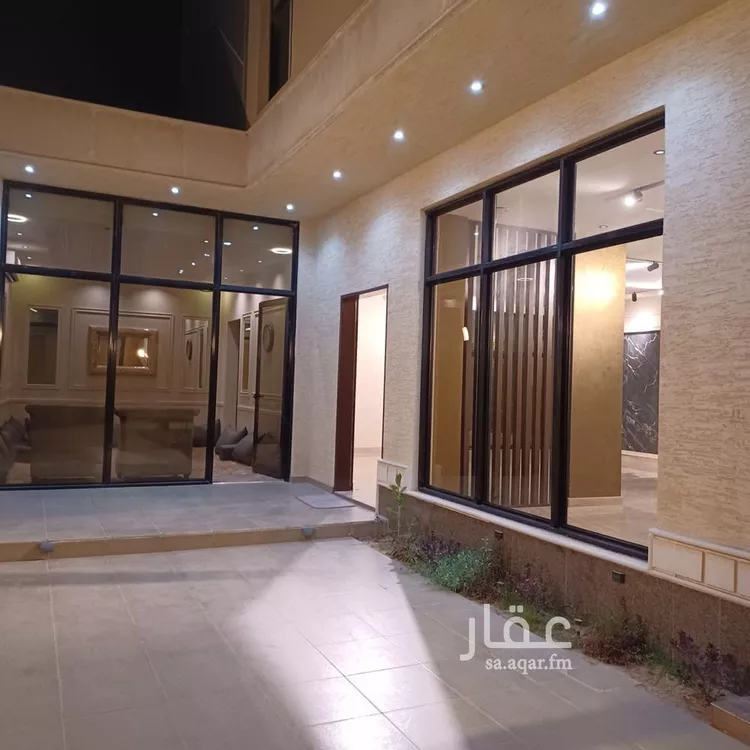 فيلا للبيع في شارع عبداللطيف بن المبارك, حي المهدية, مدينة الرياض, منطقة الرياض صورة 3