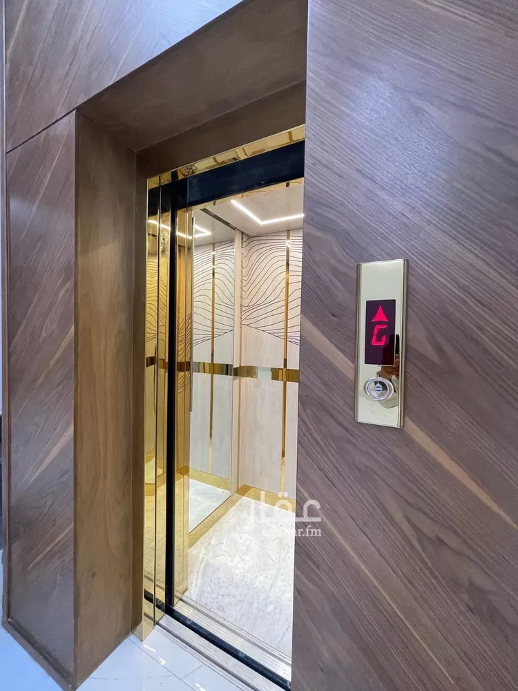 فيلا للبيع في شارع أبي الشيخ الأصبهاني, حي المهدية, مدينة الرياض, منطقة الرياض