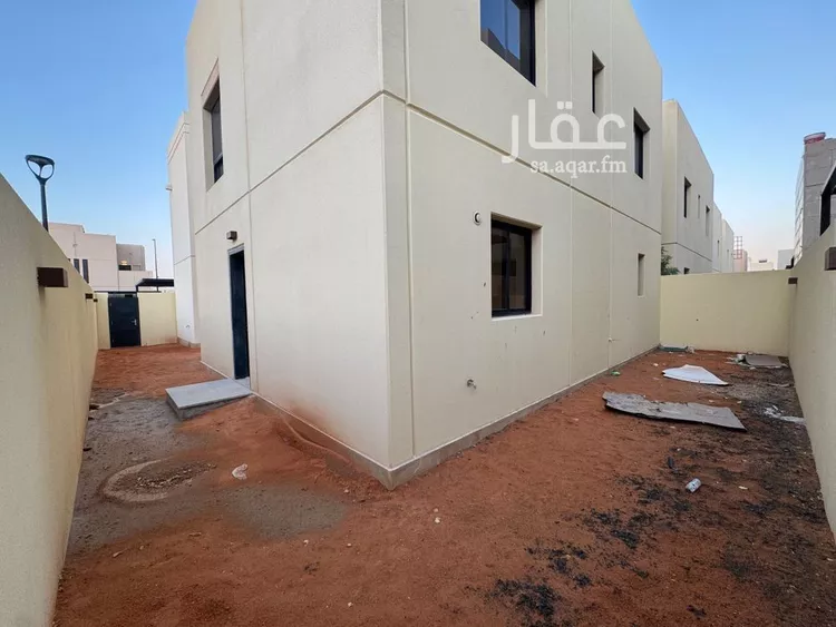 فيلا للبيع في شارع رقم 1070, حي سدرة, مدينة الرياض, منطقة الرياض 14