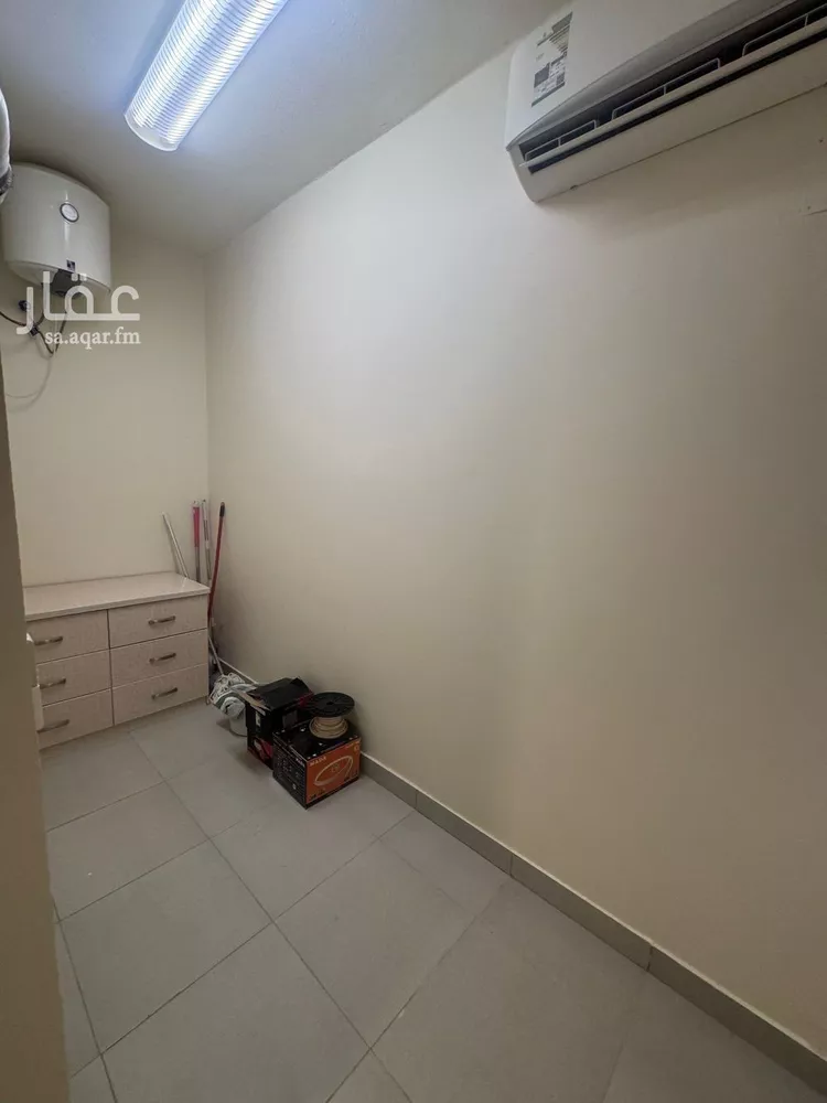شقة للإيجار في شارع ابن رشيق, حي الملك فيصل, مدينة الرياض, منطقة الرياض صورة 5